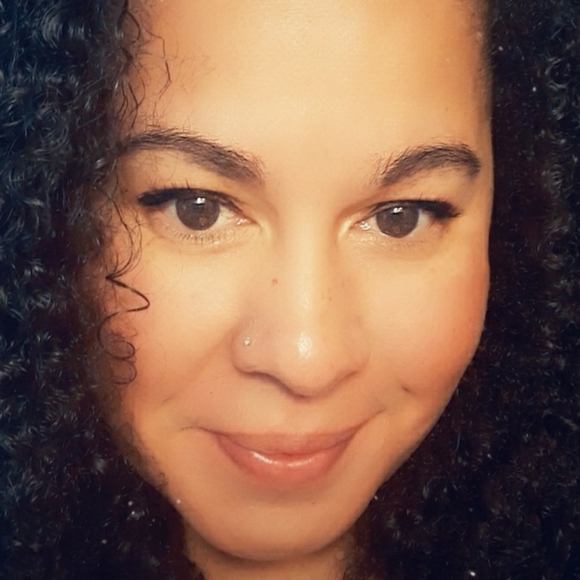 Meet your Posher, Whitney - Picture 9 of 15
